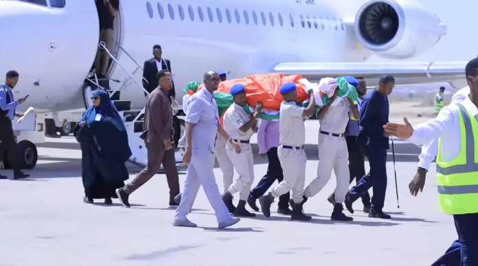 The body of air traffic controller Abdinasir Muse Abdirahman killed in Mogadishu arrives at Hargeisa, the capital of Somaliland, where he was originally from, on Saturday, February 24th.