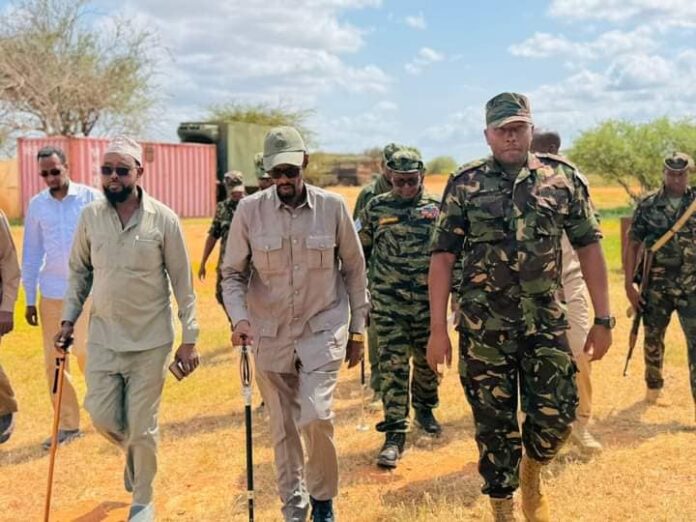 Jubbaland Vice President, Mohamud Sayid Adan during a recent visit to Ceelwaaq town in Jubba region where Kenya Defense Forces are stationed. | PHOTO/ FILE.