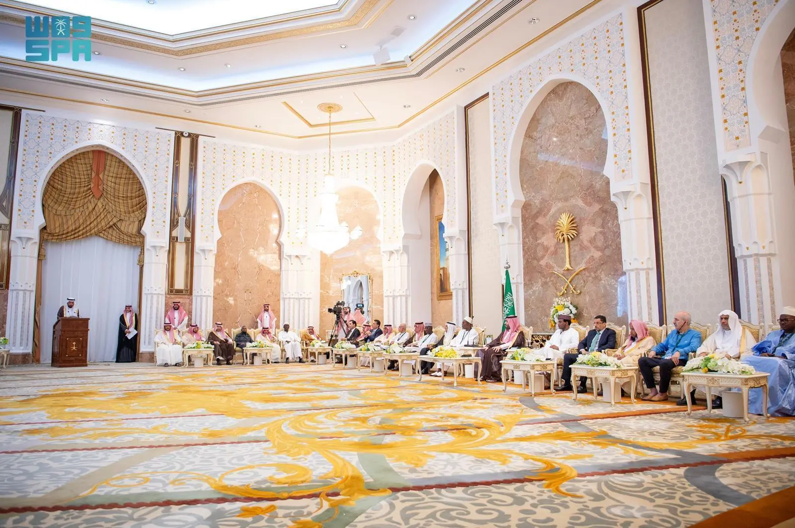 Saudi Crown Prince Mohammed bin Salman has extended an invitation to Muslim world leaders attending Hajj this year in Makkah, Saudi Arabia, including former Somali President Sheikh Sharif Sheikh Ahmed. |PHOTO/ SPA.