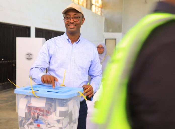 Mohamed Abdirahman Dhabancad during the vote caste in the last year's May elections in Puntland. Dhabancad is now appointed as the Puntland State Representative for Political Affairs and International Relations.