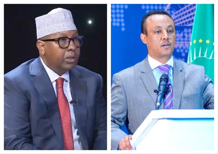 Somalia Foreign Minister Ahmed Fiqi (left) and Nebiyu Tedla, the spokesman of the Ethiopian Foreign Ministry (right).