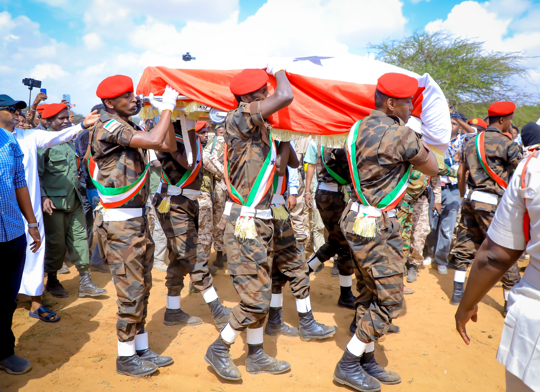 On Monday, November 18, Somaliland laid to rest one of its most distinguished technocrats and politicians, Ahmed Mohamed Mohamud “Siilaanyo,” who passed away on November 15 at his residence in Hargeisa, the capital of Somaliland.