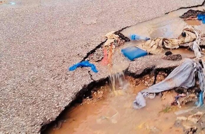 Roobab socday siddeed saacadood maalinkii Jimcaha illaa habeenkii ayaa sababay dhimashada 7 ruux oo ay haween iyo carruur ku jiraan gudaha magaalada Muqdisho.