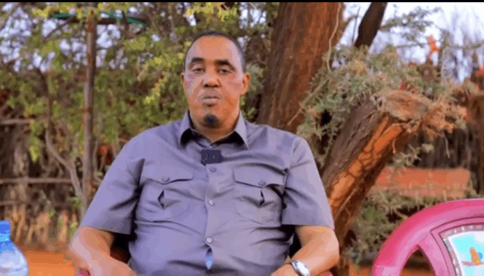 Cabdirashiid Cabinuur Janan ayaa horey u ahaa Guddoomiyihii degmada Doolow iyo Wasiirkii Amniga Jubaland ka hor intaysan kala tagin.