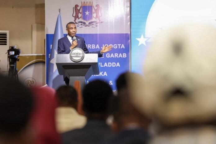Ra’iisul wasaare Xamse oo sheegay in Xildhibaanno Ingiriiska ah u ololeynayaan kala goynta dalka
