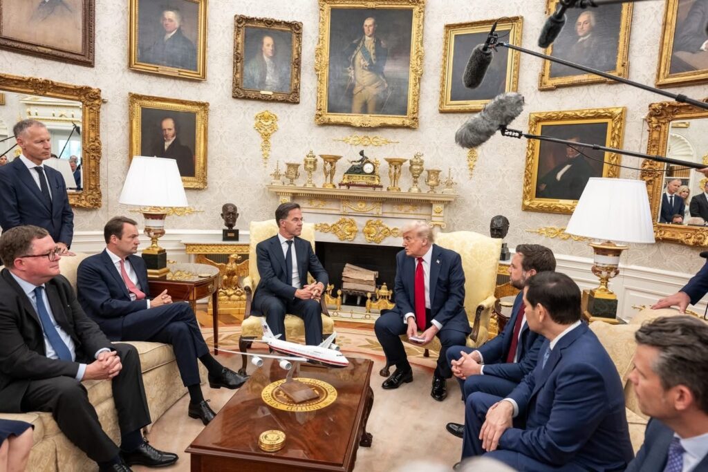 Trump ayaa ka hadlay shir jaraa’id kaddib kulan uu la qaatay Xoghayaha NATO Mark Rutte oo ka dhacay magaalada Washington.