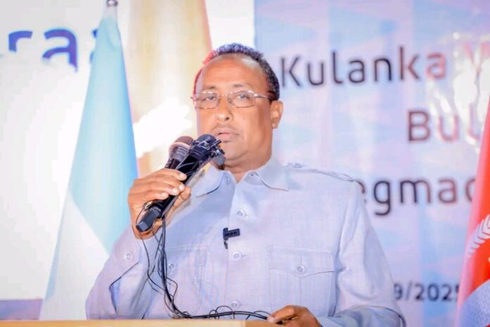 Duqa Muqdisho oo digniin u diray Xubnaha Mucaaradka