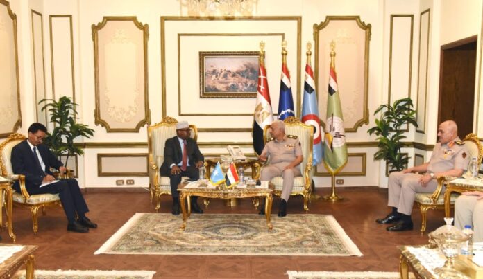 Soomaaliya iyo Masar oo ka wada hadlay dagaalka AS