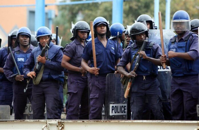 Dalka Eswatini 🇸🇿 oo ah dalka ugu Aids-ka badan caalamka oo ciidamo boolis ah usoo dirtay Somaaliya