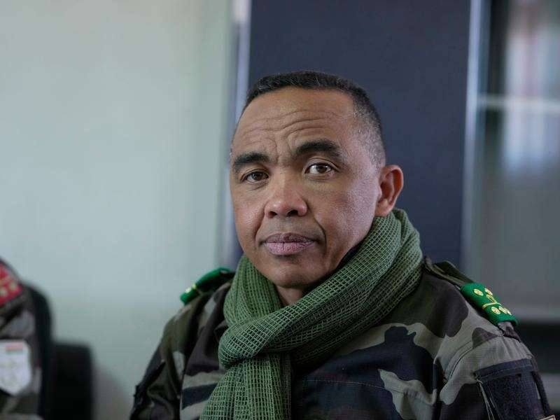 Randrianirina ayaa la xiray bishii November 2023 isagoo lagu eedeeyay inuu kiciyey askar iyo inuu qorsheynayey afgambi. 