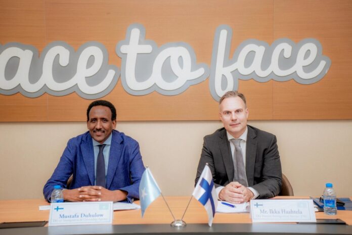 Soomaaliya iyo Finland oo ka wada hadlay xoojinta iskaashiga dhanka socdaalka iyo amniga