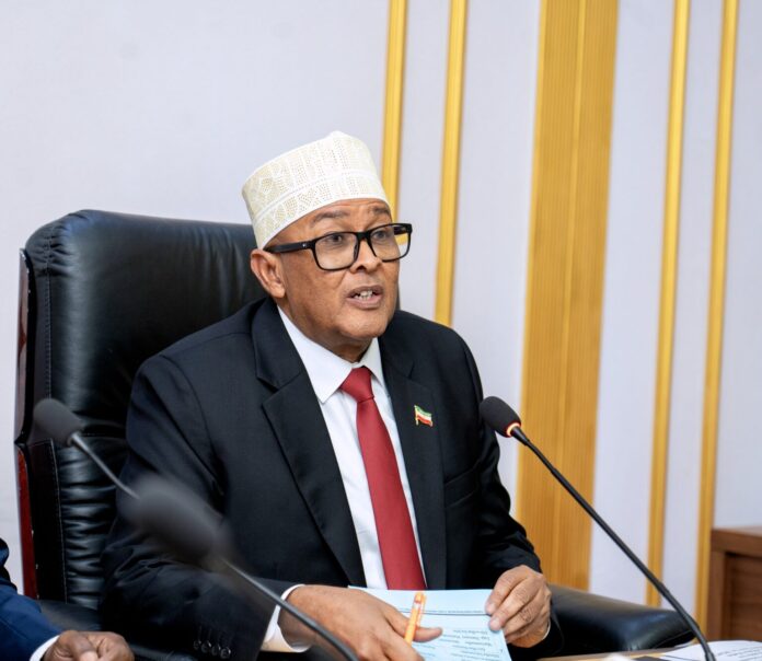 Cirro oo lagu wado in uu isku shaandhayn xilka uga tuuro qaar kamid ah Wasiirradiisa