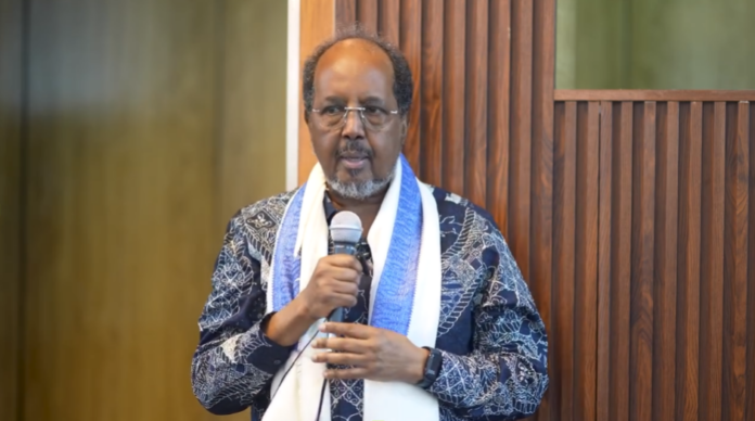 MW Xasan Sheekh & Xubno katirsan Mucaaradka oo ka qaybgalaya Caleemasaarka Ugaas Cabdirisaaq Ugaas Faracadde