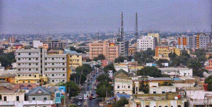 Afar sanno ka dib Ciyaal Weero oo Muqdisho dib ugu soo laabtay!