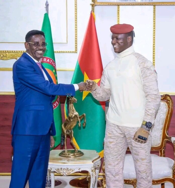 Dowladda Burkina Faso oo Soomaaliya ka caawinaysa la dagaalanka Al-shabaab