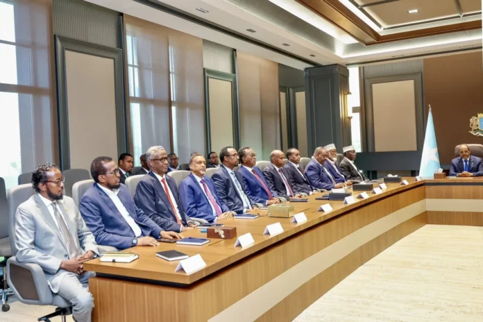 Wada-hadalladii u dhaxeeyay DF iyo mucaaradka oo fashilmay