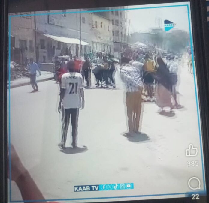 Xiisad Ka Taagan Buulo-Elay: Shacabka oo Ka Bannaanbaxay Burburinta Guryaha