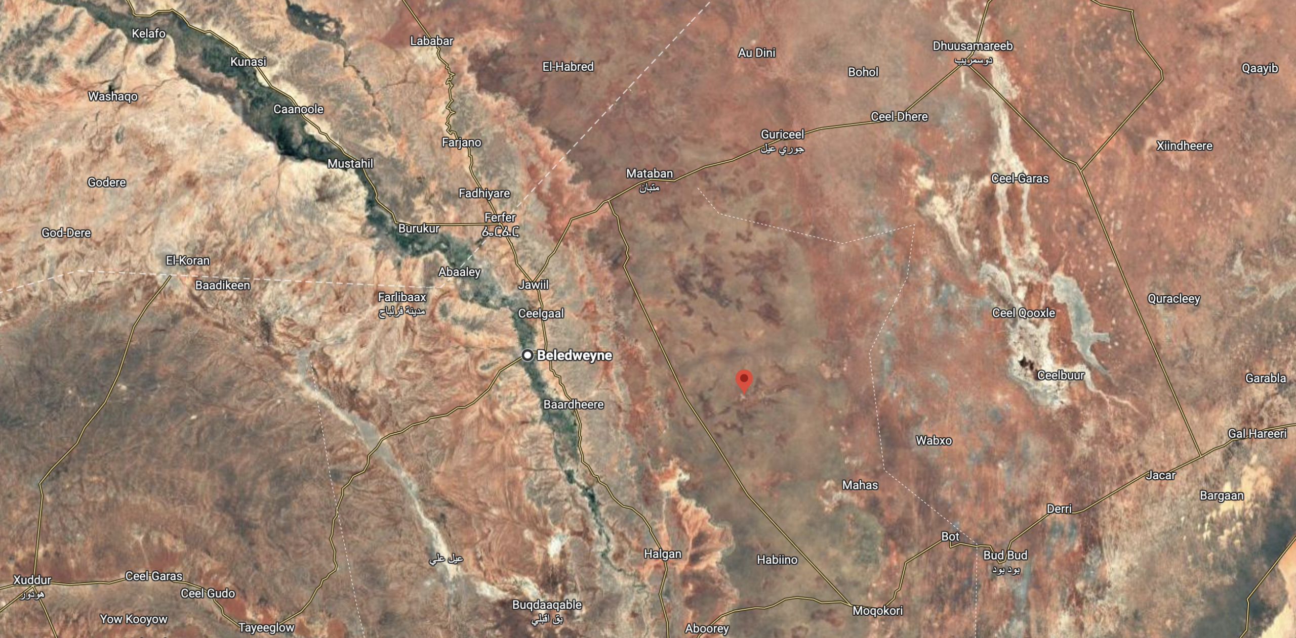 Teedaan waxay qiyaastii Beledweyne u jirtaa 75km, halka ay magaalada Muqdisho u jirto illaa 315km.