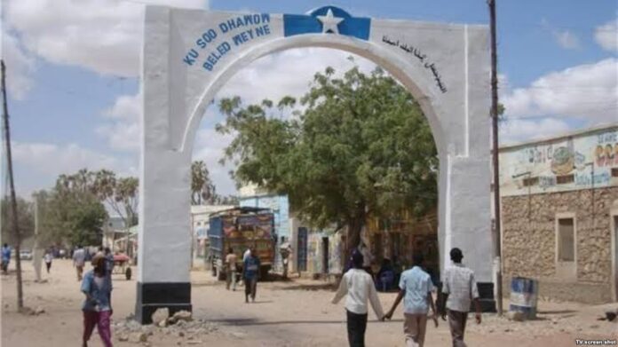 Beledweyne: Maxaa ka dambeeya khilaafka Xasan Sheekh iyo Xawaadle?